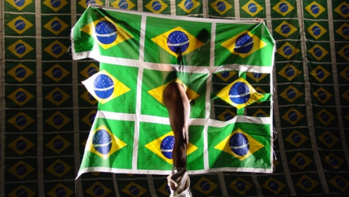 Samba do Crioulo Doido, performance de Luiz de Abreu vencedora do Grande Prêmio da mostra competitiva Panoramas do Sul do 18o Festival
