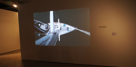 
	Vista da exposição Itinerância Videobrasil em Santos
