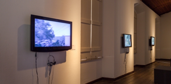 
	Itinerância Videobrasil 2012|2013, vista da exposição no MAM-BA
